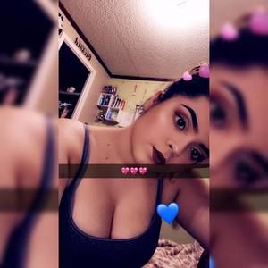 Meet your Posher, Cinthya